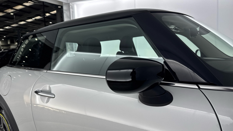 MINI Hatchback 135kW Cooper S Level 1 33kWh 3dr Auto Electric Hatchback